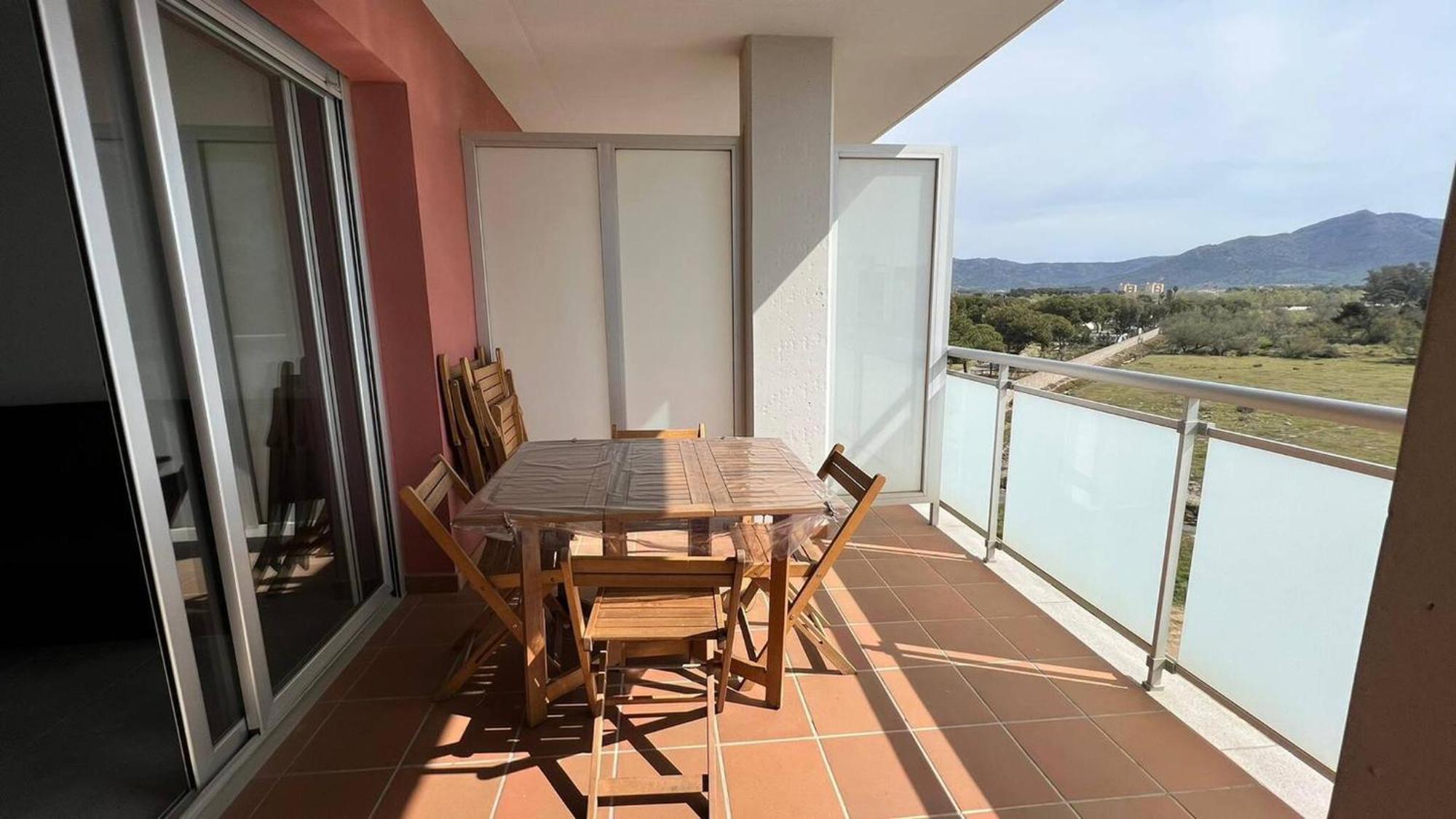 Apartamento Acogedor Con Piscina En Santa Margarita Ρόζες Εξωτερικό φωτογραφία